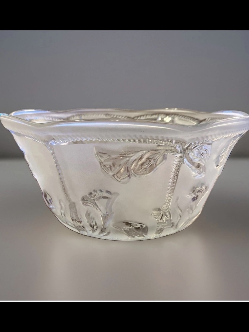 Elegant Frosted Glass with embossed Floral design Bowl - KIG Indonesia